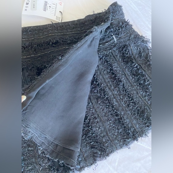 Zara Black Textured fabric High waist Mini Skirt Limited Edition tonal beads NWT - Picture 15 of 16